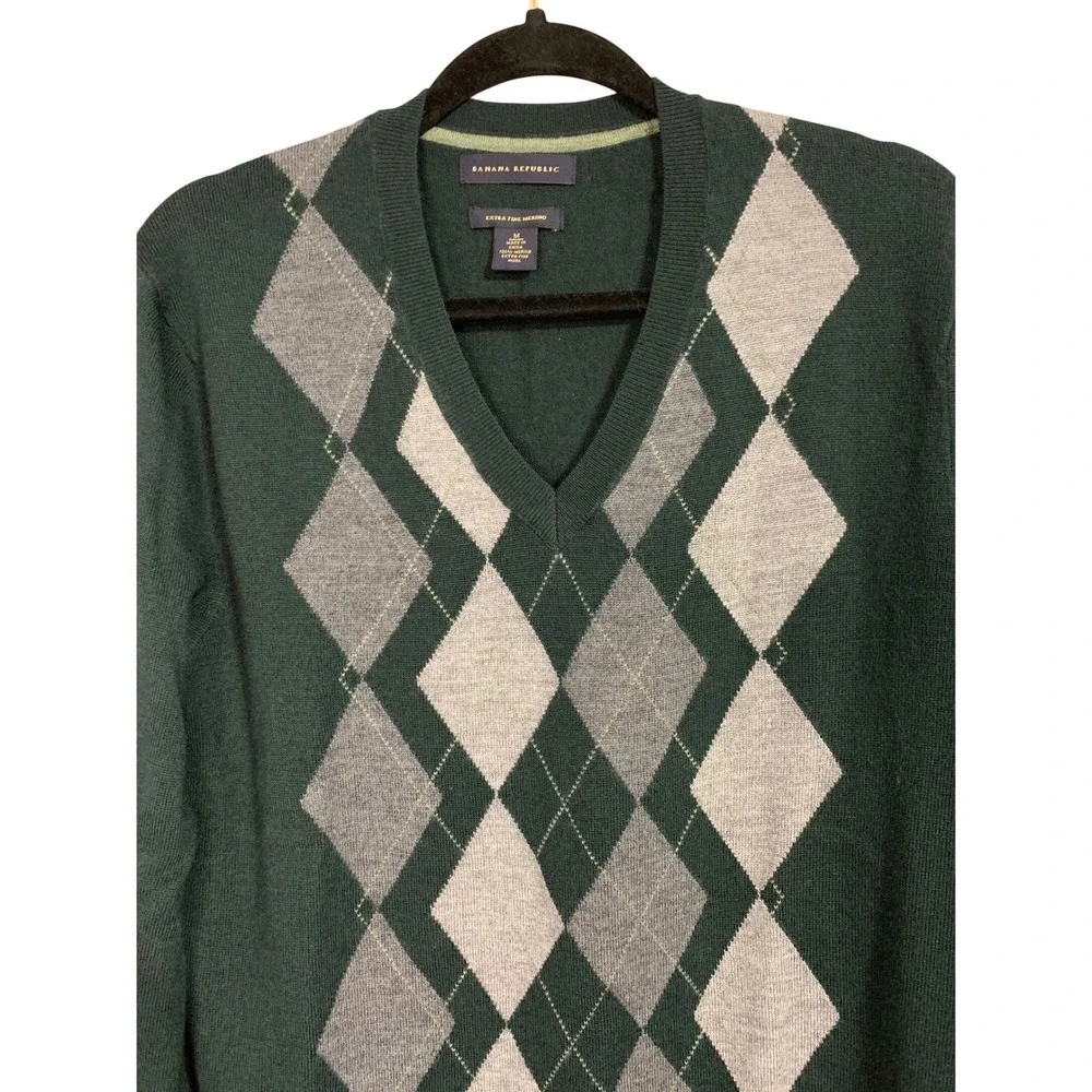 Banana Republic Extra Fine Merino Wool‎ Argyle V Neck Sweater Mens Medium